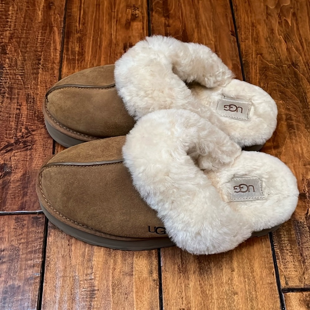 UGG Disquette Slippers